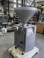 Шприц вакуумный с перекрутчиком ZG2200