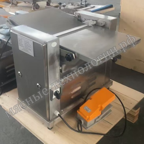 Шкуросъемная машина QH-P300 (настольная, с педалью) фото 3 Шкуросъемная машина QH-P300 (настольная, с педалью) фото 3